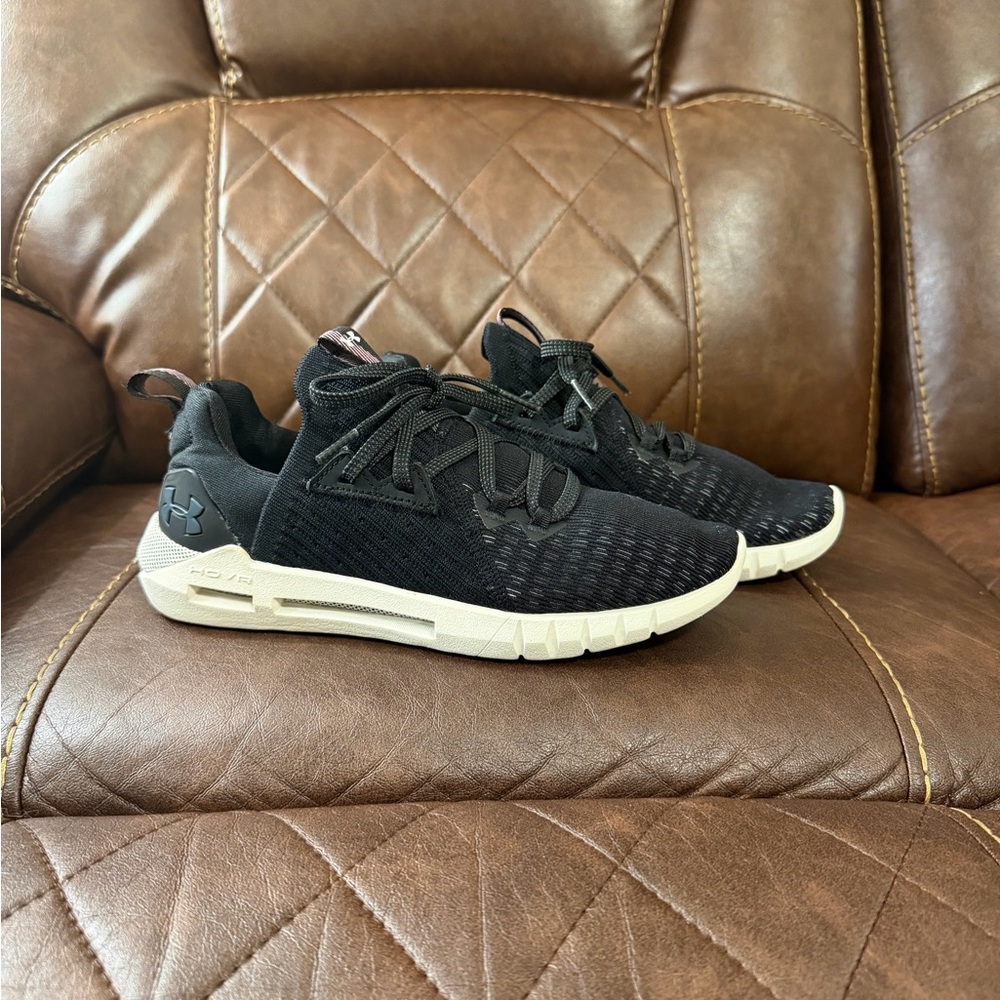 Under Armour HOVR SLK EVO Women’s Sneakers